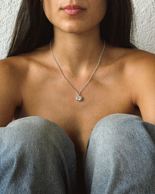 LUMEA NECKLACE